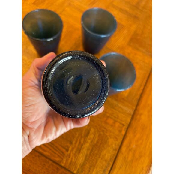 Set up four Neiman Marcus glass tumblers blue - Picture 3 of 4